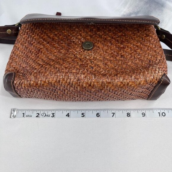 Fossil Brown Leather Woven Shoulder Bag Purse Boho Key Charm 90's Y2K Vintage - Picture 14 of 16